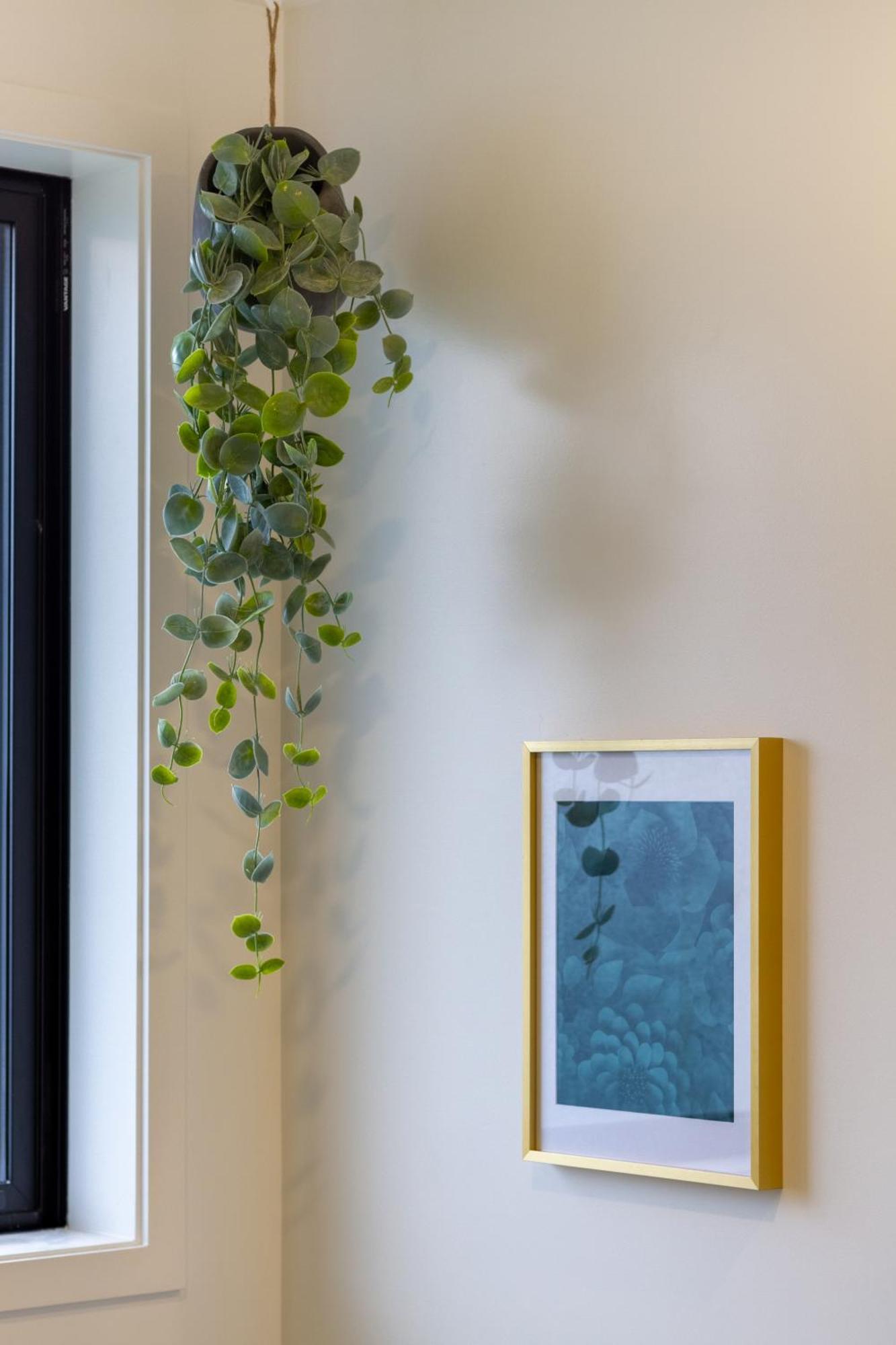 Serene Living 2 Bed With Carpark Christchurch Eksteriør billede